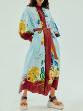 Sunny – Einreihiges Midikleid mit Blumenmuster und Bindeband